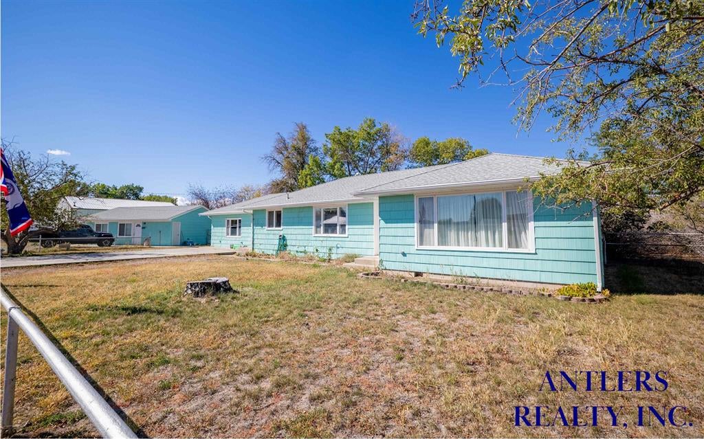 405 Warren Road Cody, WY 82414 - Photo 4 of 47 Gallery Image 4