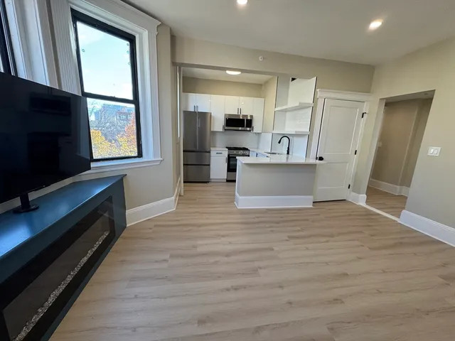 $3,500 | 41 Edgerly Road, Unit 22, Boston, MA 02115