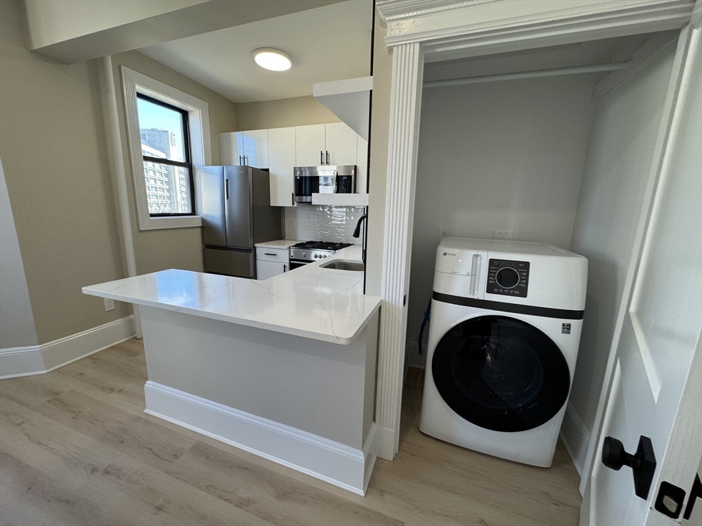 41 Edgerly Road, Unit 22 Boston, MA 02115 - Photo 5 of 13