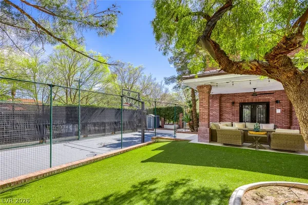 $2,650,000 | 2239 Chatsworth Court, Henderson, NV 89074