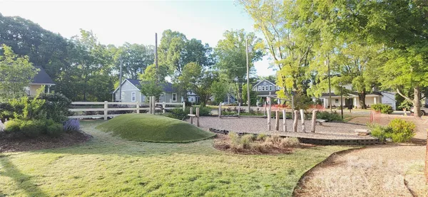 $2,900 | 743 Hoke Lane, Davidson, NC 28036