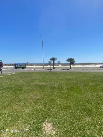 $242,000 | 1602 Beach Boulevard, Biloxi, MS 39530