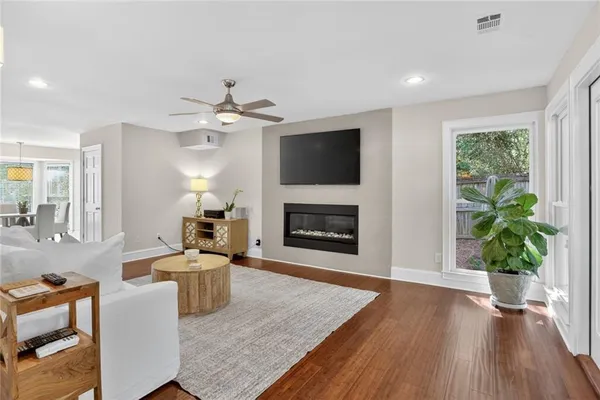 $850,000 | 6955 Northgreen Drive Northeast, Sandy Springs, GA 30328