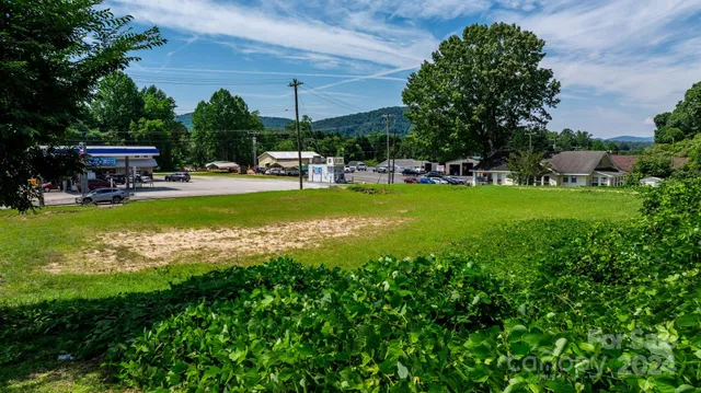 $190,000 | 25 North McDowell Avenue, Marion, NC 28752