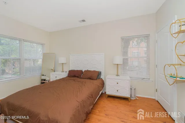 $415,000 | 511 Coppola Drive, South Plainfield, NJ 07080