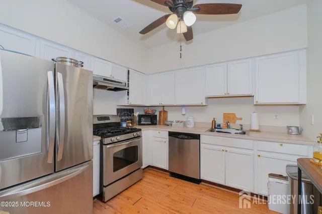 $415,000 | 511 Coppola Drive, South Plainfield, NJ 07080