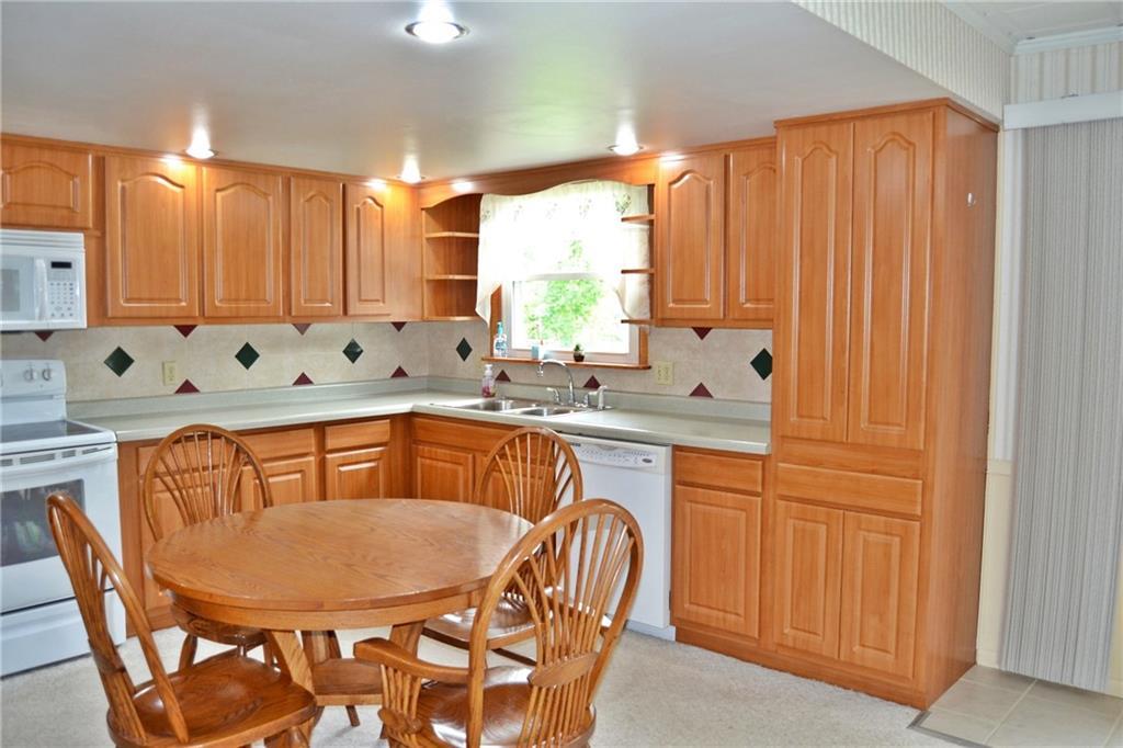 3429 East Bell Road Huntsville, OH 43324 - Photo 3 of 31