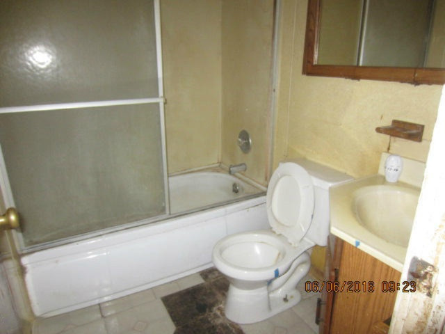 1113 Reed Avenue Kalamazoo, MI 49001 - Photo 7 of 9 IMG_2609