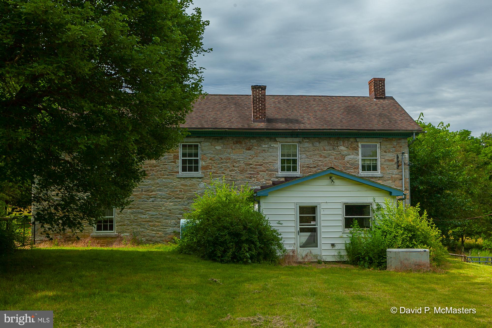 3167 Shepherd Grade Road Shepherdstown, WV 25443 - Photo 18 of 27 Rear of stone section