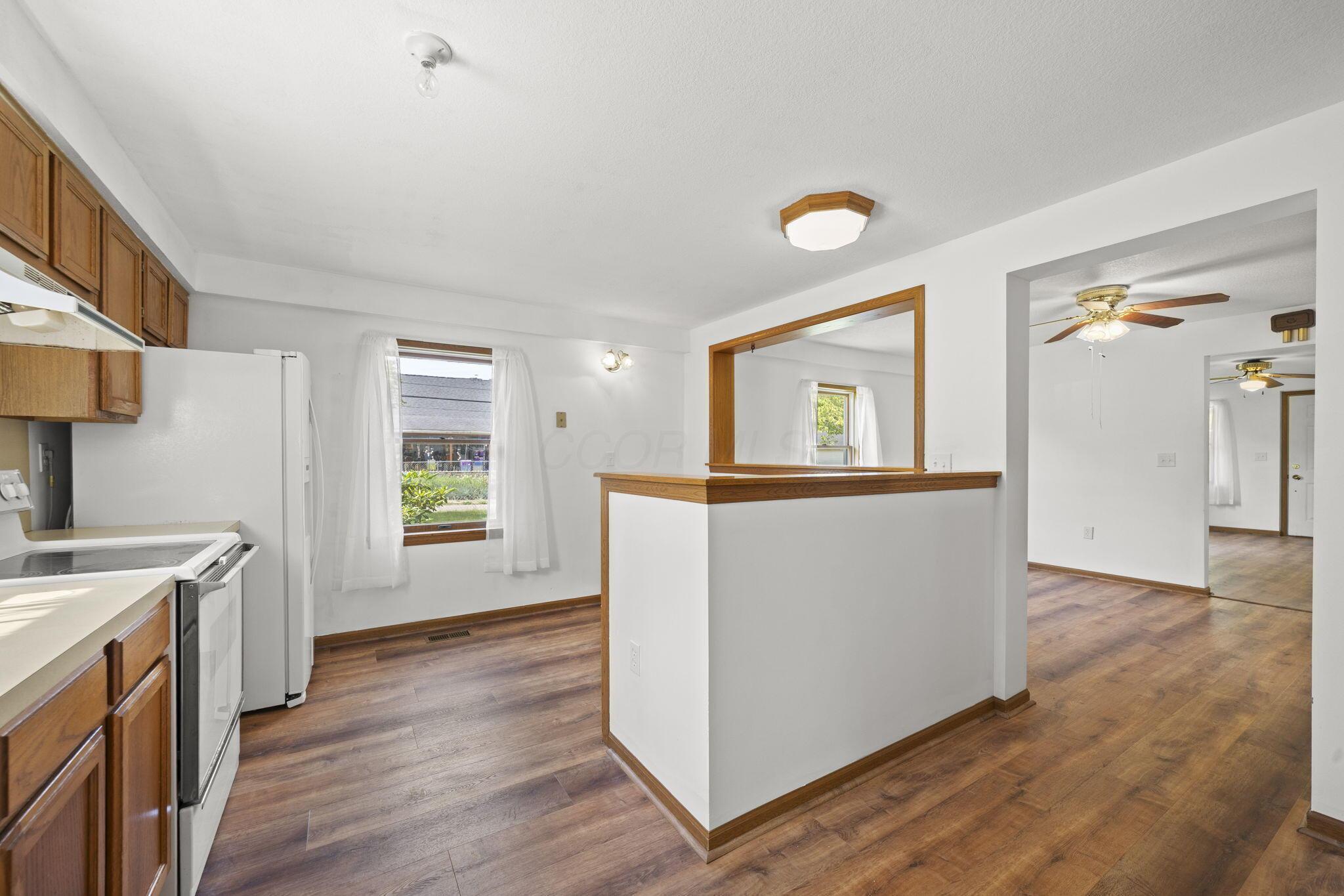 175 South 5th Street Newark, OH 43055 - Photo 11 of 50 Kitchen