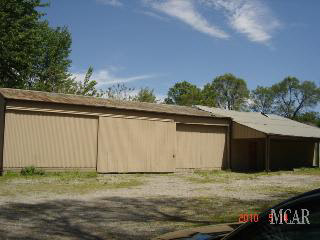 1454 West Temperance Road Temperance, MI 48182 - Photo 5 of 14 Large Pole Barn!