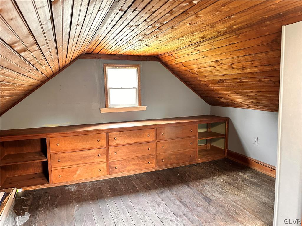 8547 Deer Road Slatington, PA 18080 - Photo 14 of 32 a view of backyard with small space