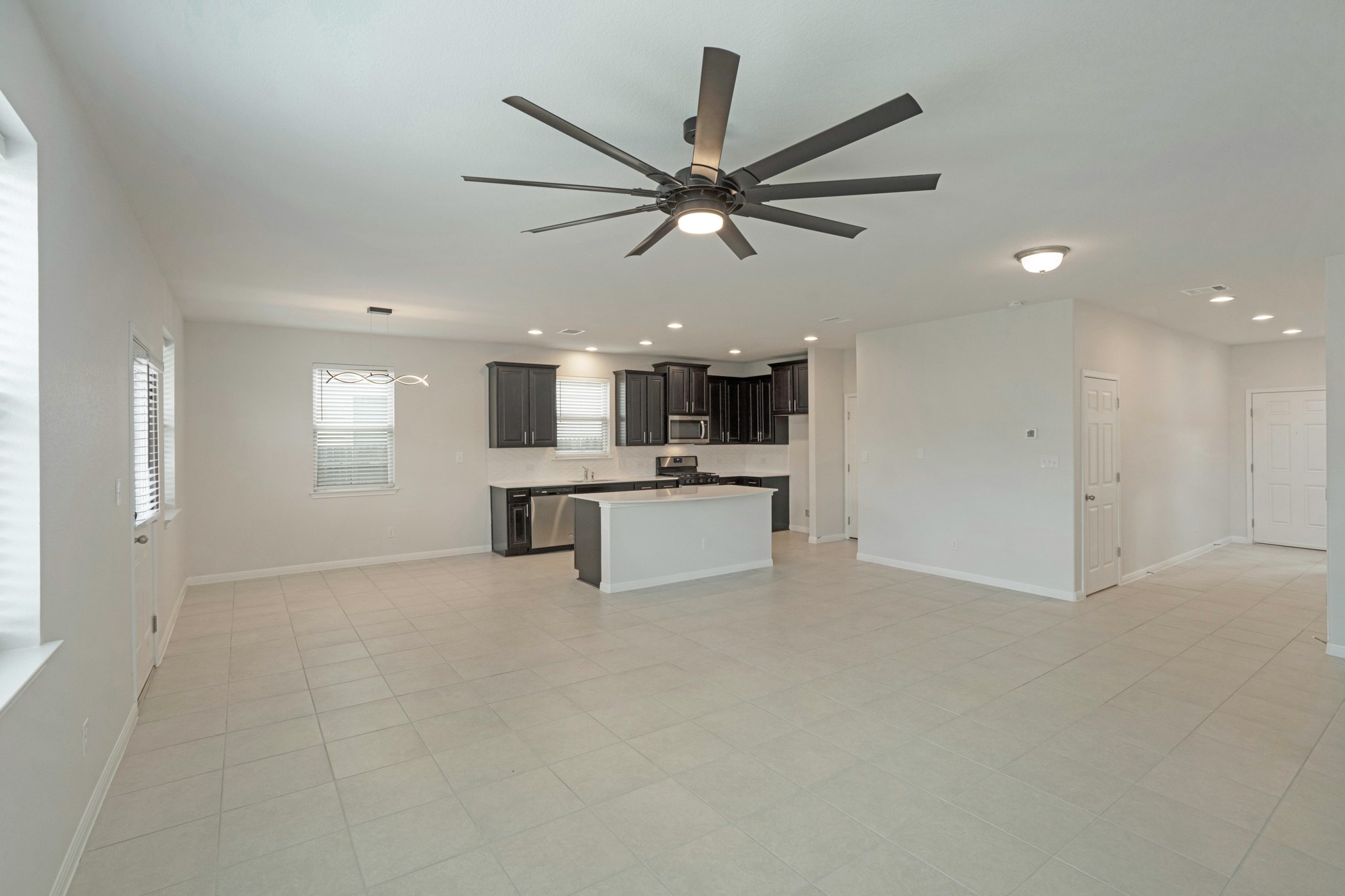 148 Brady Creek Way Leander, TX 78641 - Photo 5 of 40