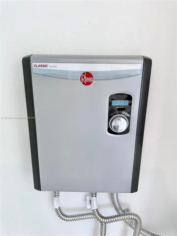 $399,800 | 191 Southeast 11th Avenue, Florida City, FL 33034