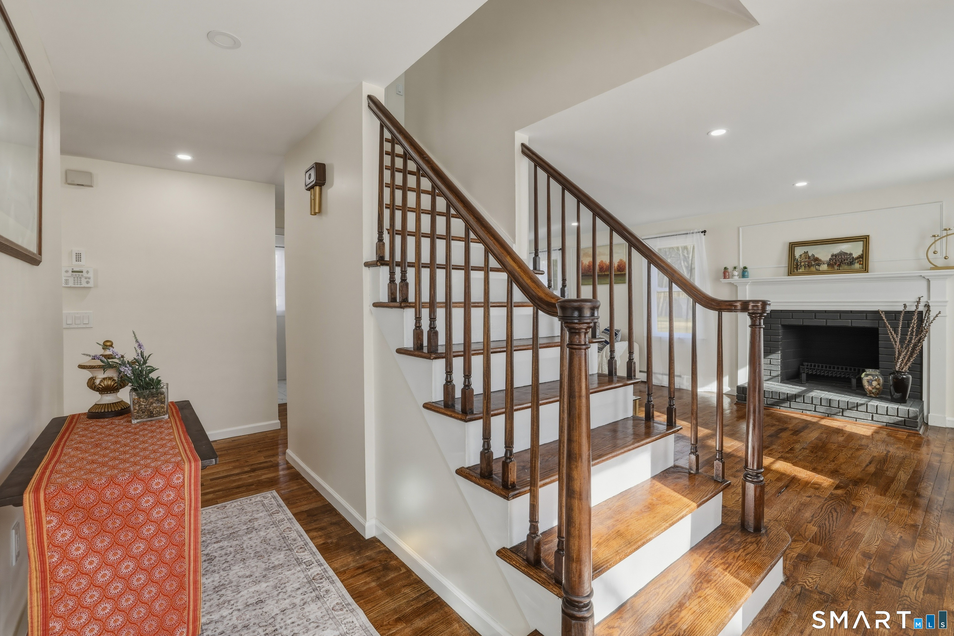 35 Hollow Brook Road Windsor, CT 06095 - Photo 6 of 40