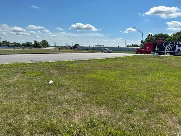 $750,000 | Tbd West 1st Street, Peculiar, MO 64078