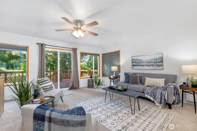 $650,000 | 5810 East Mason Lake Drive West, Grapeview, WA 98546