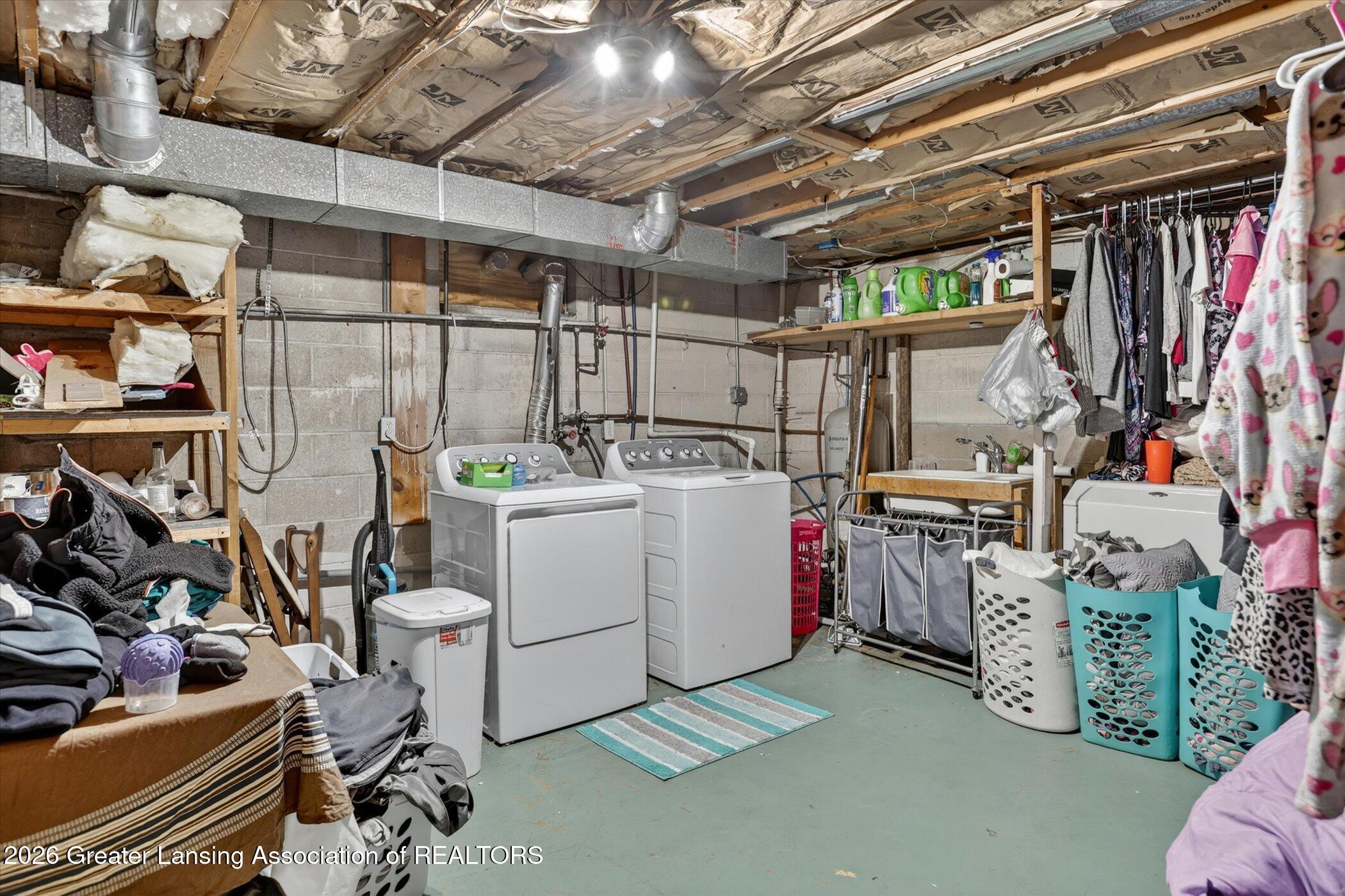6440 Richard Road Grayling, MI 49738 - Photo 26 of 47 26-6440-Richard-Rd-Windowstill