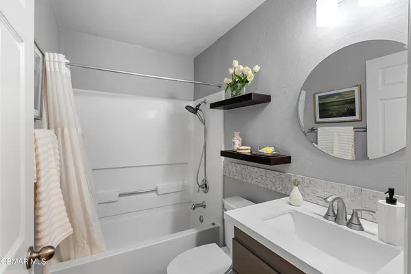$650,000 | 6072 Paseo Encantada, Camarillo, CA 93012