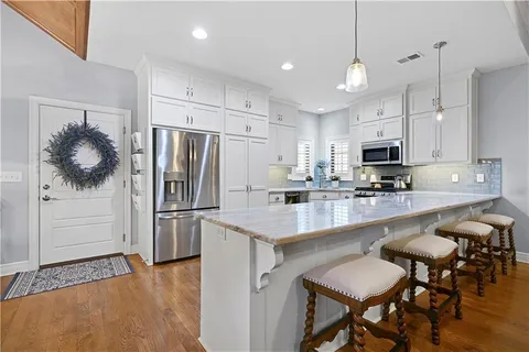 $545,000 | 14761 Meadow Lane, Leawood, KS 66224