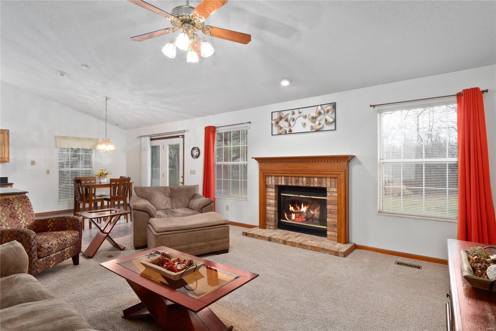 1057 Edgewood Drive O'Fallon, IL 62269 - Photo 12 of 33