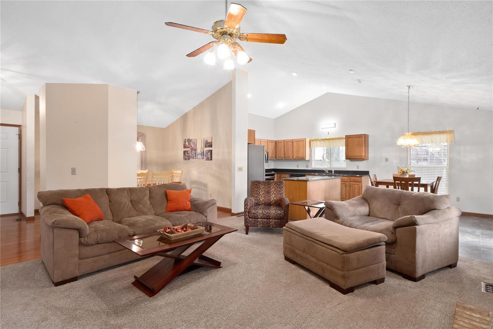 1057 Edgewood Drive O'Fallon, IL 62269 - Photo 13 of 33