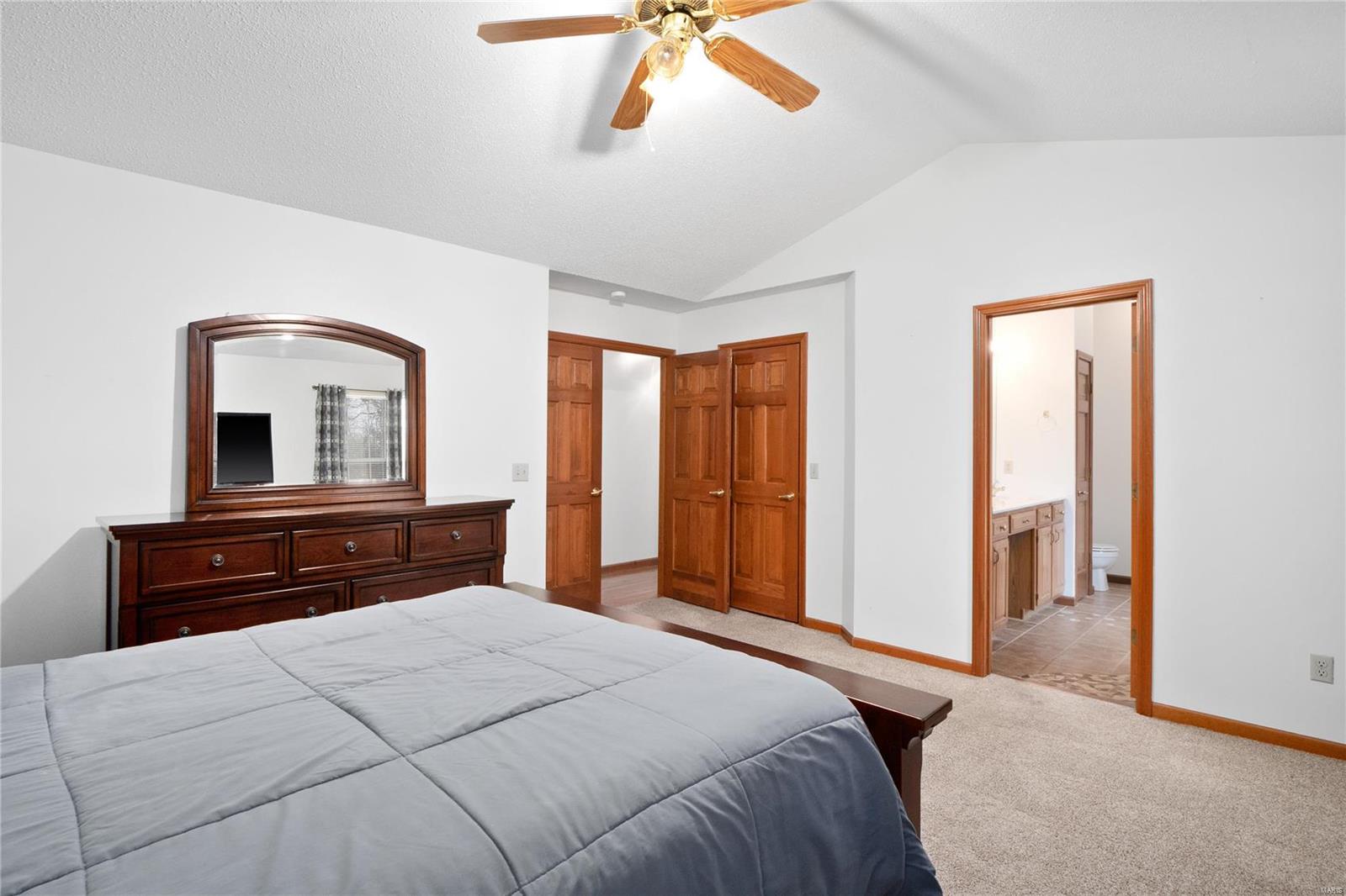 1057 Edgewood Drive O'Fallon, IL 62269 - Photo 17 of 33