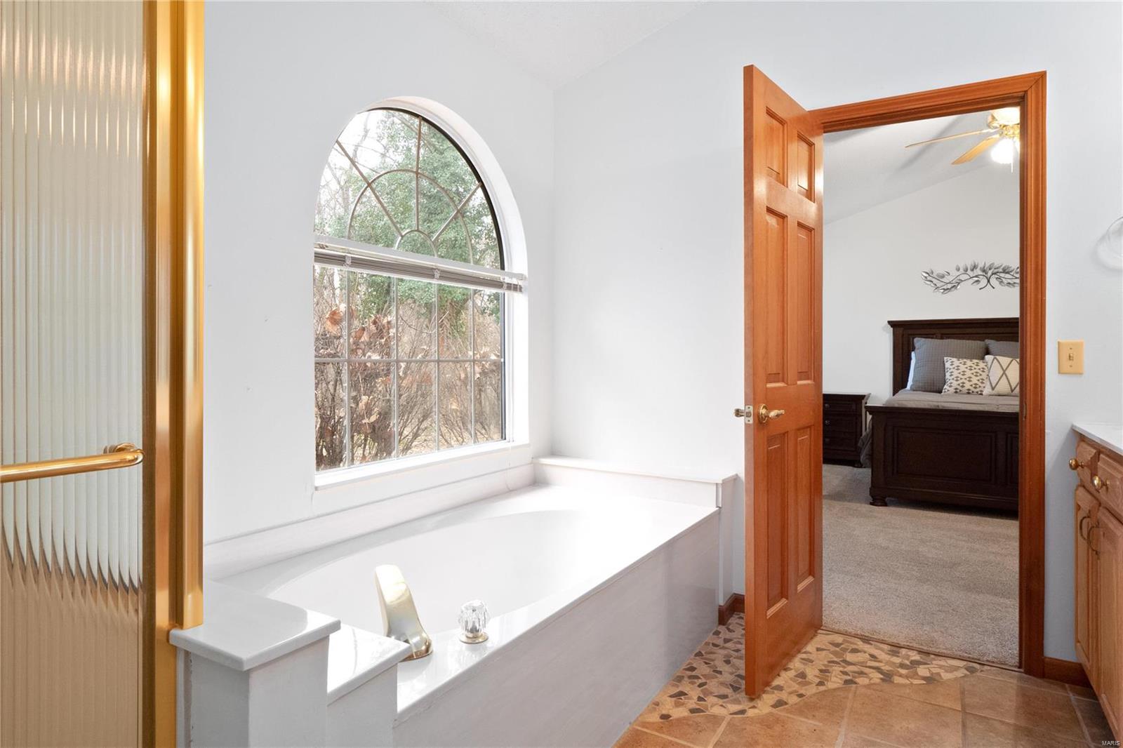 1057 Edgewood Drive O'Fallon, IL 62269 - Photo 19 of 33