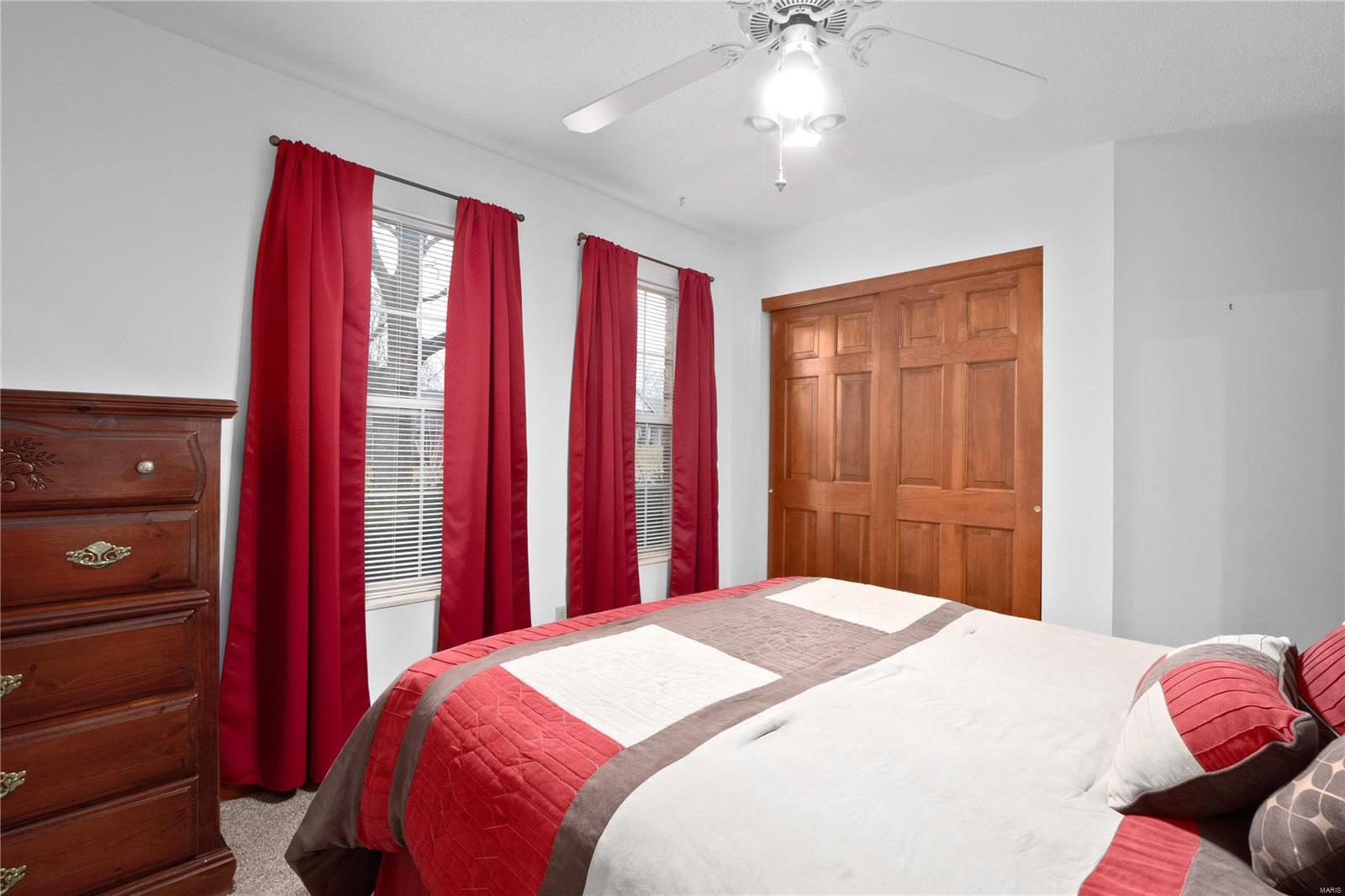 1057 Edgewood Drive O'Fallon, IL 62269 - Photo 25 of 33