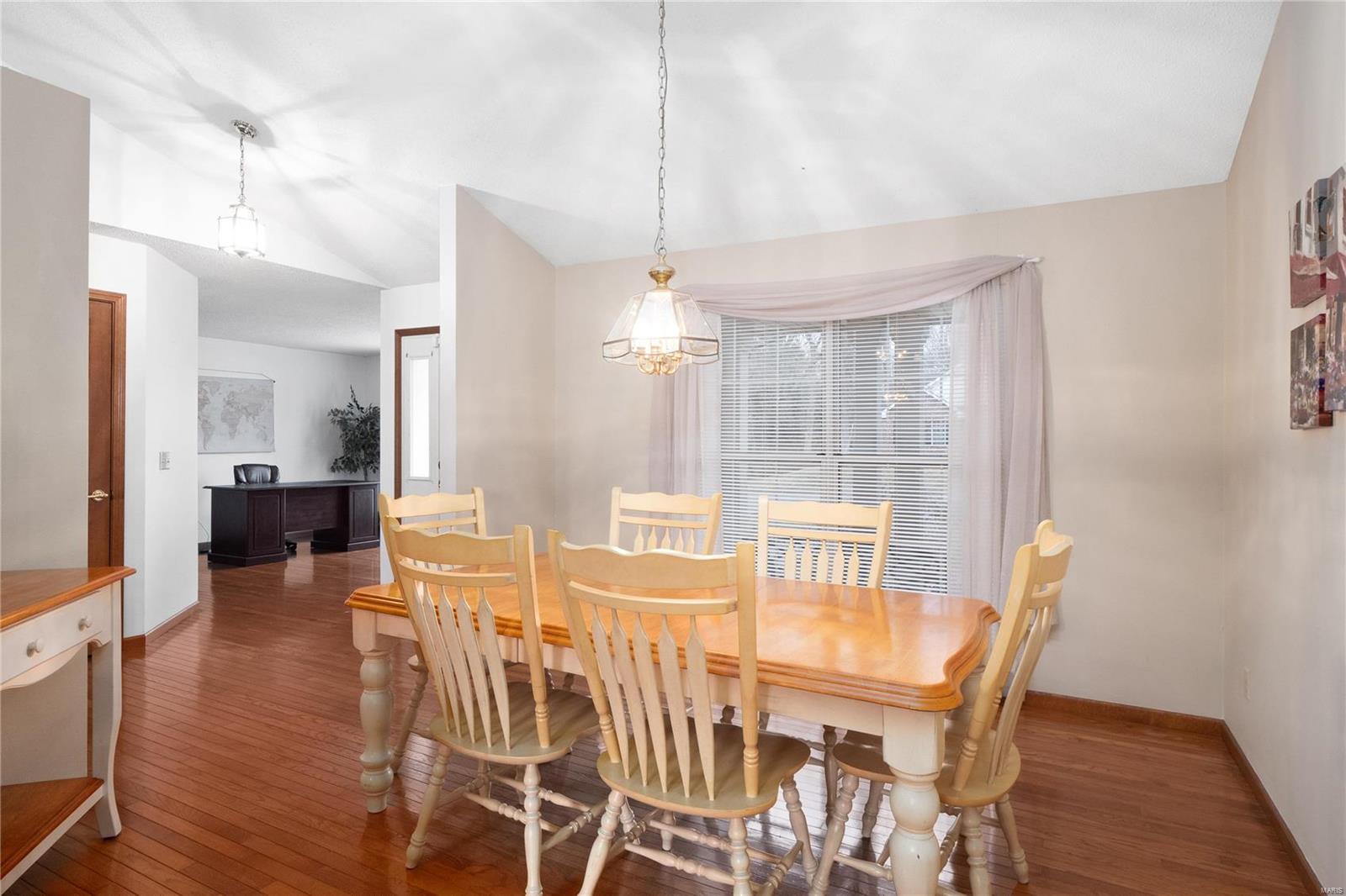 1057 Edgewood Drive O'Fallon, IL 62269 - Photo 10 of 33