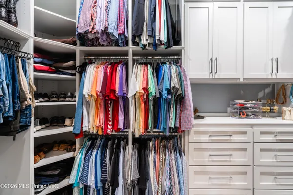 $749,999 | 7808 Songbird Lane, Moss Point, MS 39562