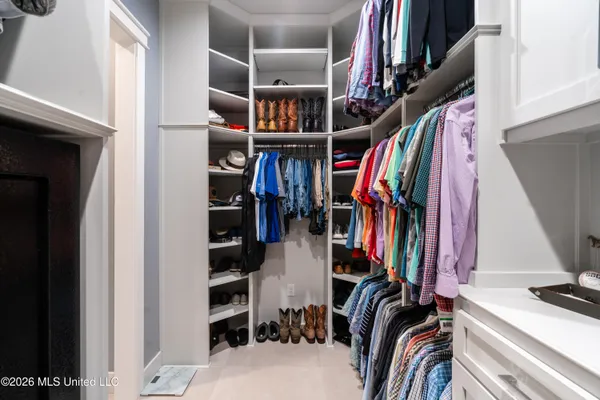 $749,999 | 7808 Songbird Lane, Moss Point, MS 39562