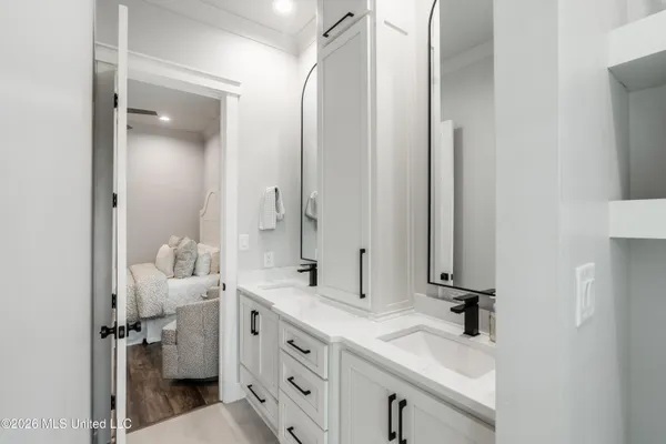 $749,999 | 7808 Songbird Lane, Moss Point, MS 39562