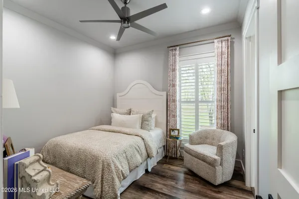 $749,999 | 7808 Songbird Lane, Moss Point, MS 39562