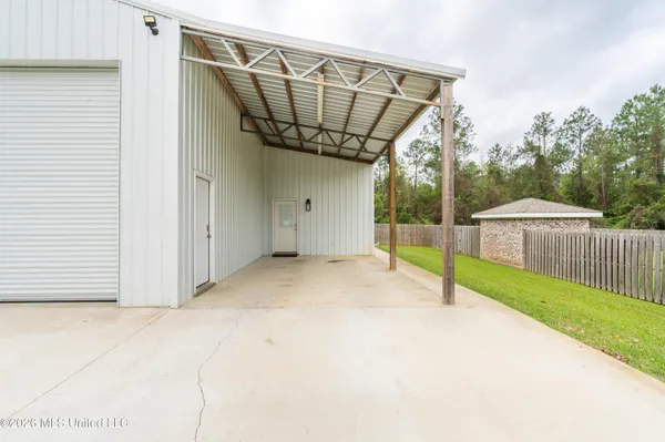 $749,999 | 7808 Songbird Lane, Moss Point, MS 39562