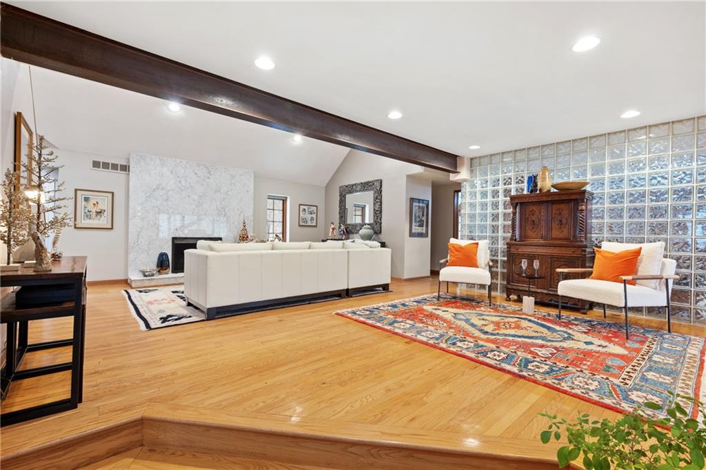 337 Fox Chapel Road Pittsburgh, PA 15238 - Photo 16 of 40