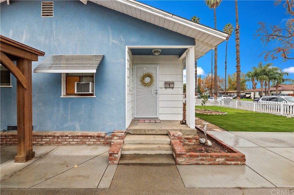 4140 St George Place Riverside, CA 92504 - Photo 6 of 29 a front view of a house