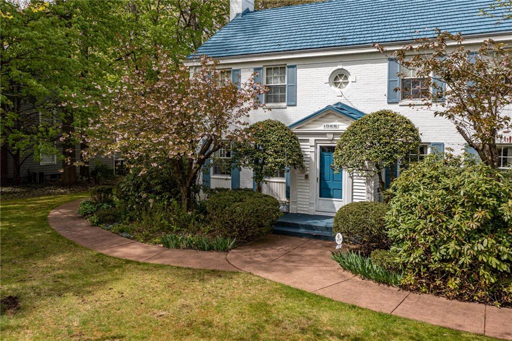 1355 Yahres Road Sharon, PA 16146 - Photo 2 of 33 a front view of a house with garden
