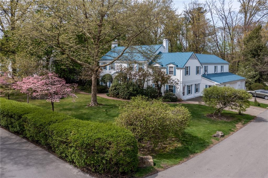 1355 Yahres Road Sharon, PA 16146 - Photo 3 of 33 a view of a house with a garden