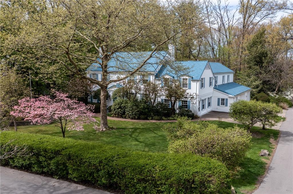 1355 Yahres Road Sharon, PA 16146 - Photo 4 of 33 a view of a house with a yard
