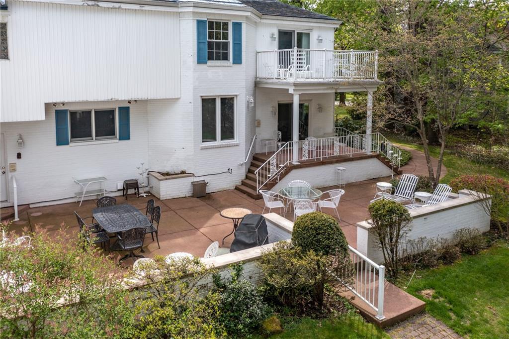 1355 Yahres Road Sharon, PA 16146 - Photo 9 of 33 a front view of a house with garden