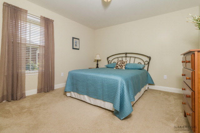 579 Fulton Loop Foley, AL 36535 - Photo 5 of 19 Guest Bedroom
