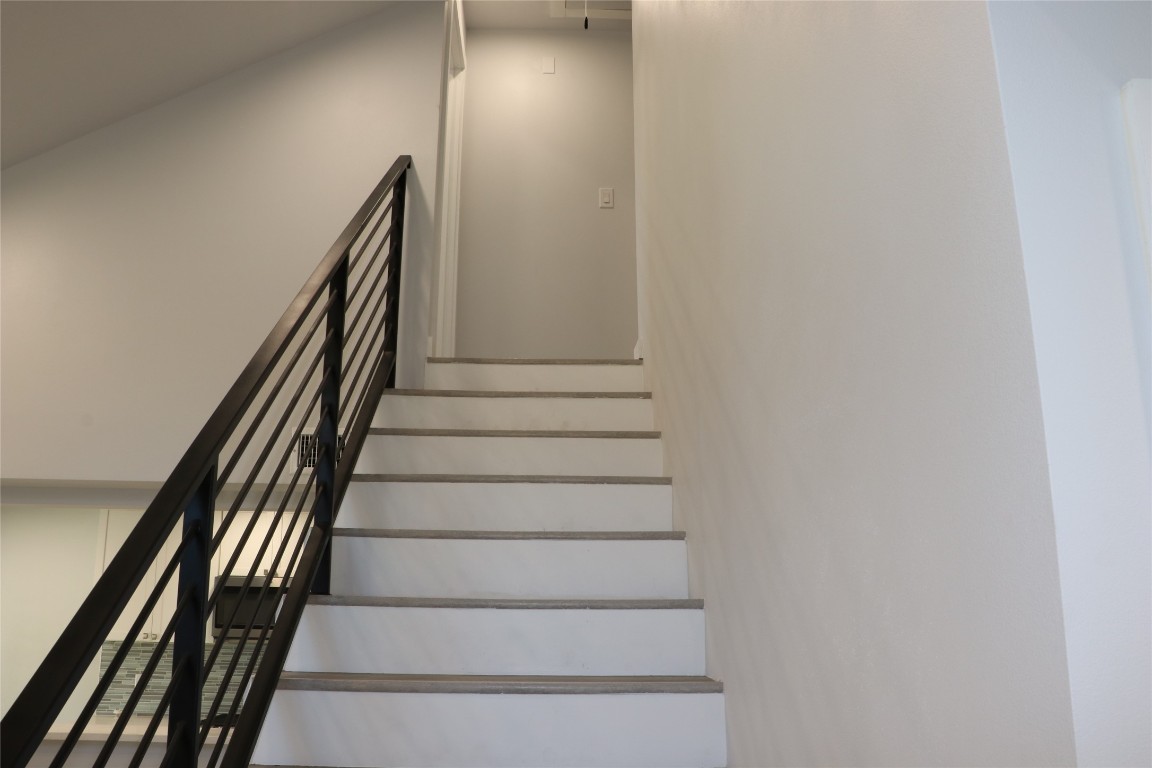 8903 Mesa Drive, Unit A Austin, TX 78759 - Photo 16 of 27 a view of entryway