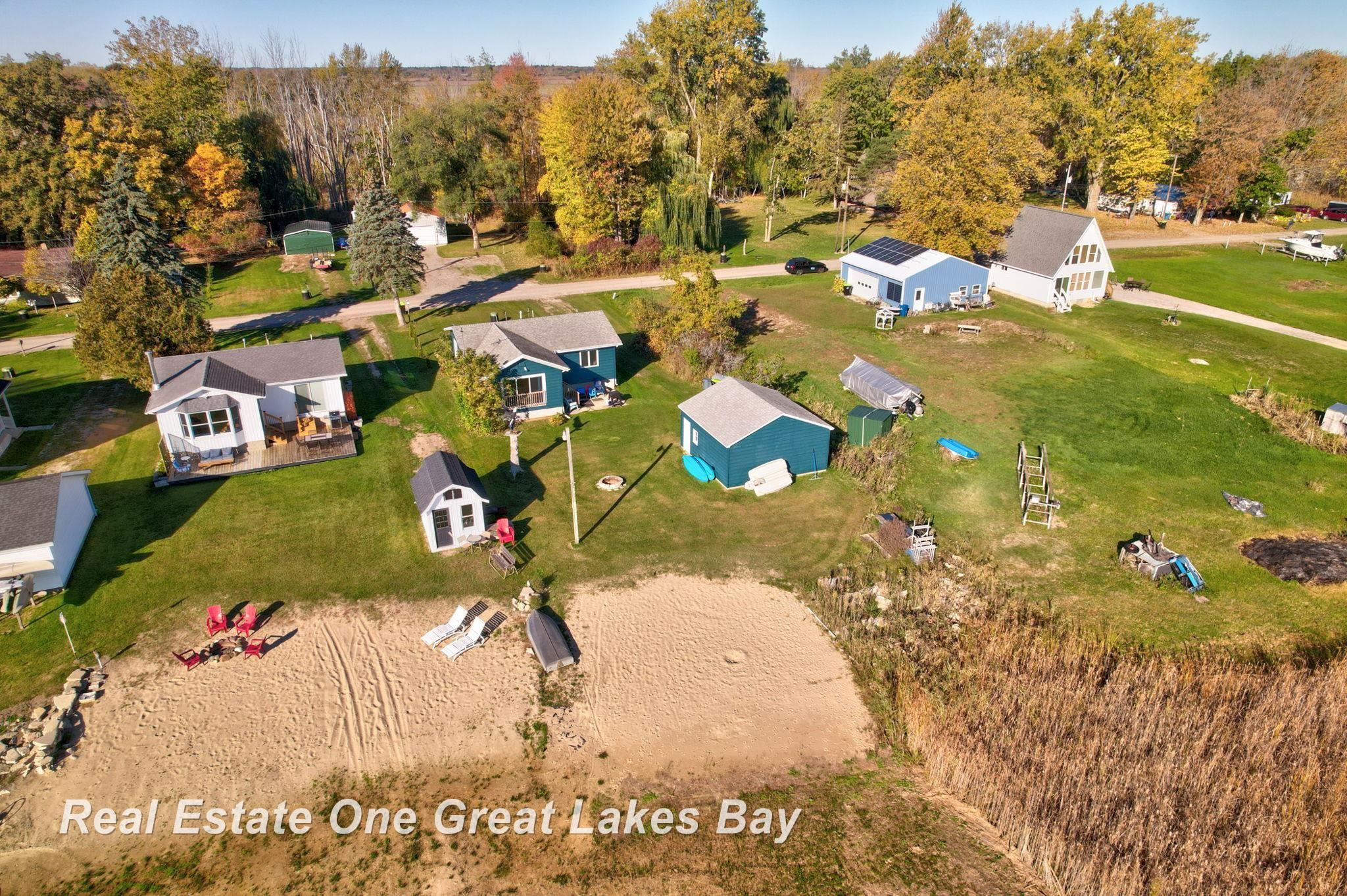 5219 Beachwood Road Standish, MI 48658 - Photo 22 of 53 Water Side