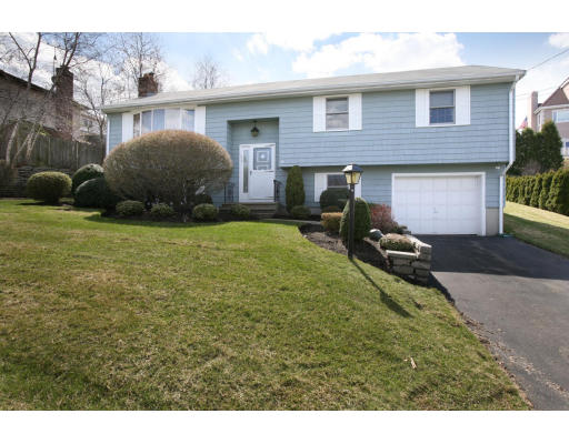39 Gardiner Road Quincy, MA 02169 - Photo 1 of 4