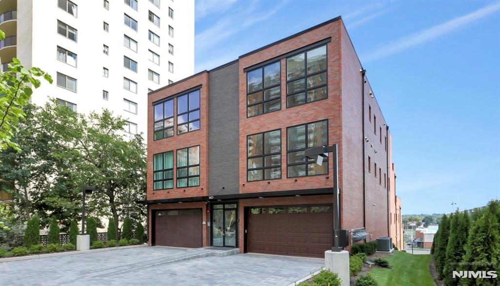 140 Overlook Avenue, Unit D 1 Hackensack, NJ 07601 - Photo 1 of 16