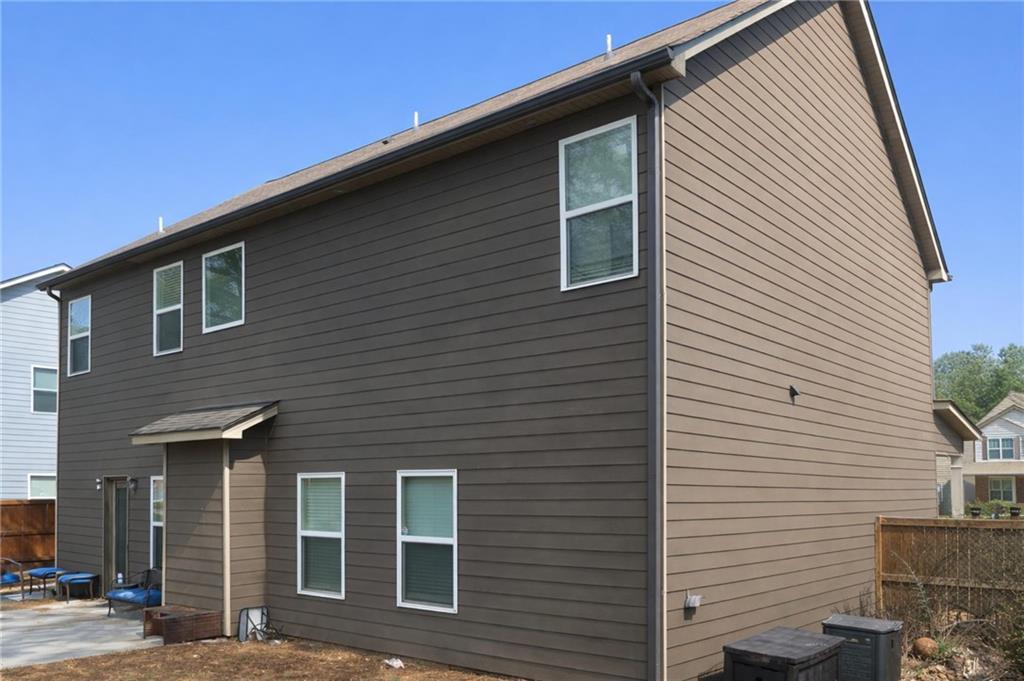 461 Lake Ridge Lane Fairburn, GA 30213 - Photo 4 of 18