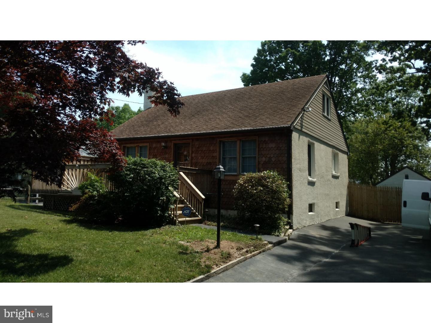2927 Ogletown Road Newark, DE 19713 - Photo 1 of 25