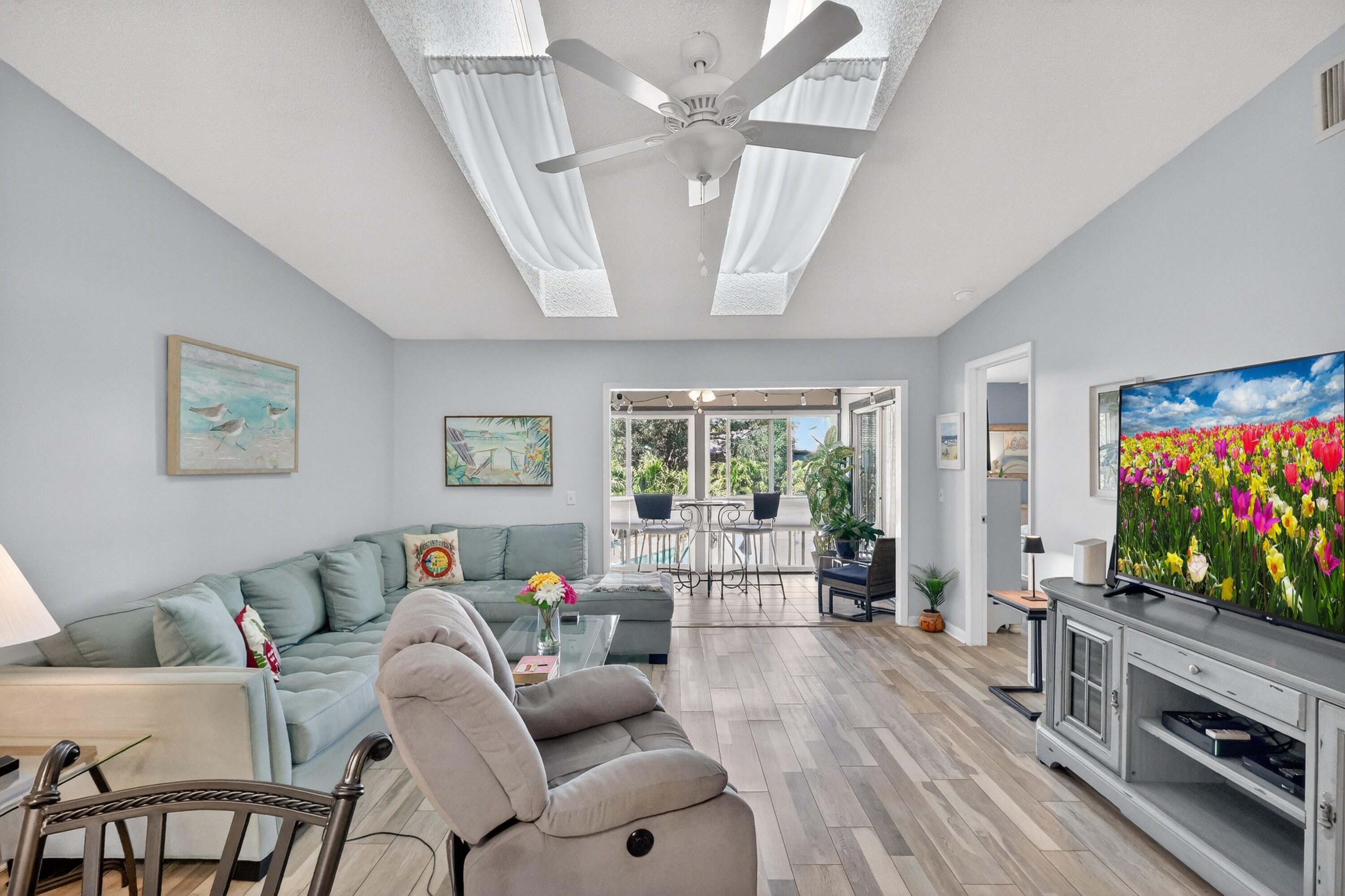 8388 Southeast Croft Circle, Unit P9 Hobe Sound, FL 33455 - Photo 7 of 43 Living Room