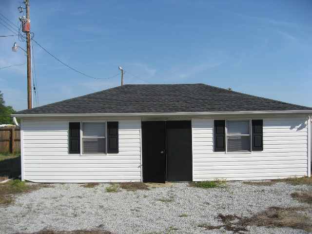 339 Neely Ferry Road Gray Court, SC 29645 - Photo 9 of 10